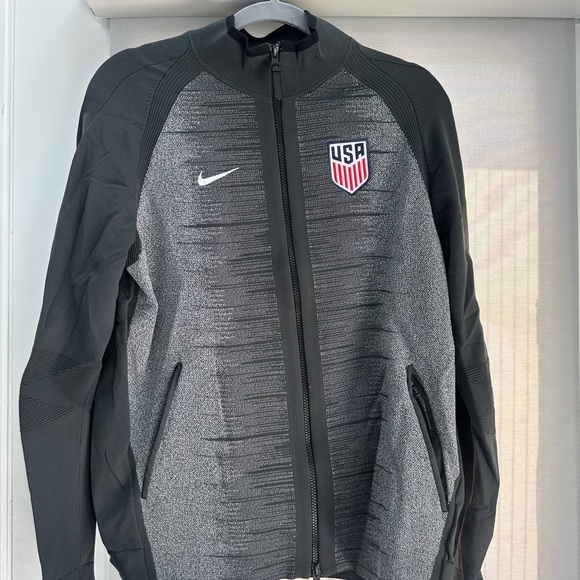 Nike USA Jacket - Picture 1 of 3